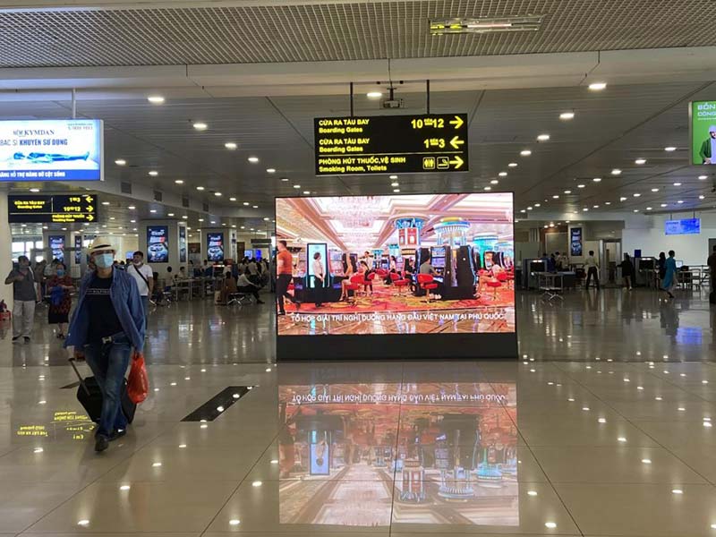 Quảng cáo màn hình LED tại tòa nhà kèm các vị trí HOT nhất 7 Quang cao man hinh LED tai toa nha phoenix media group