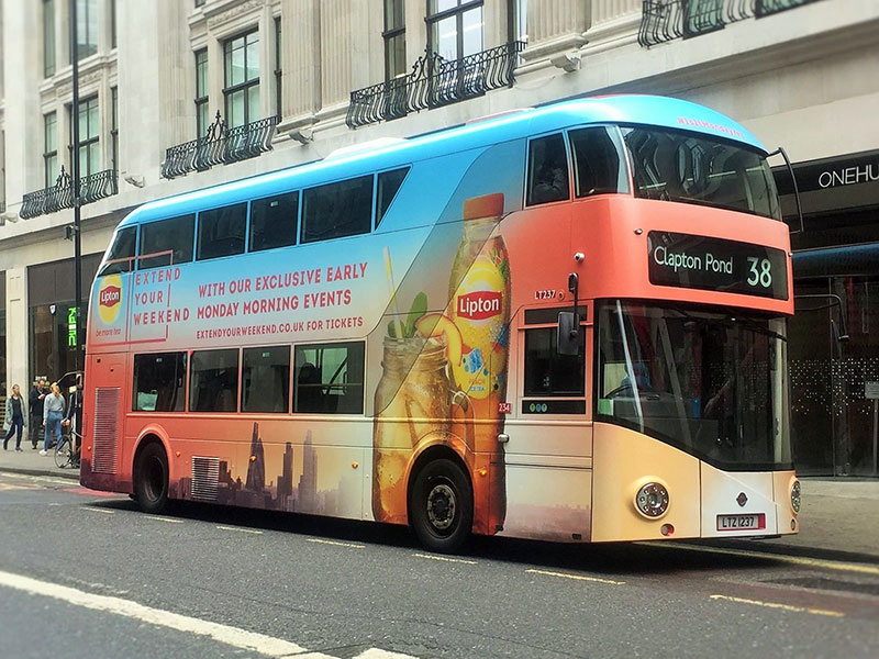 Quảng cáo trên xe bus 5 quảng cáo trên xe buýt