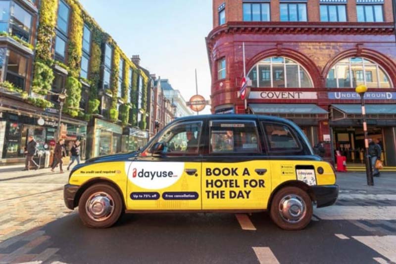 quảng cáo trên xe Taxi quảng cáo trên xe Taxi