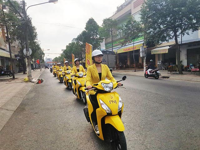 Roadshow Vision 5 cong ty chay roadshow vision phoenix media group